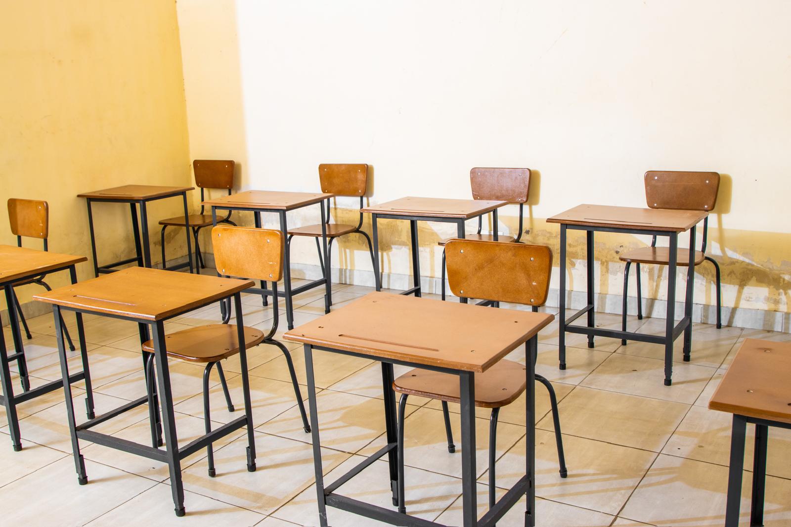 Spacious classrooms with multimedia capabilities